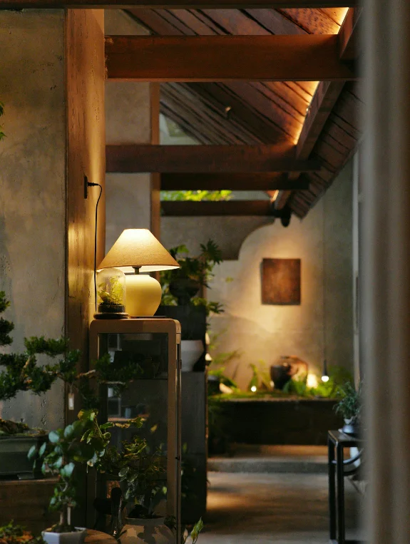 Building Layer 2 — The Mid-Height Ambient That Fills the Middle Space