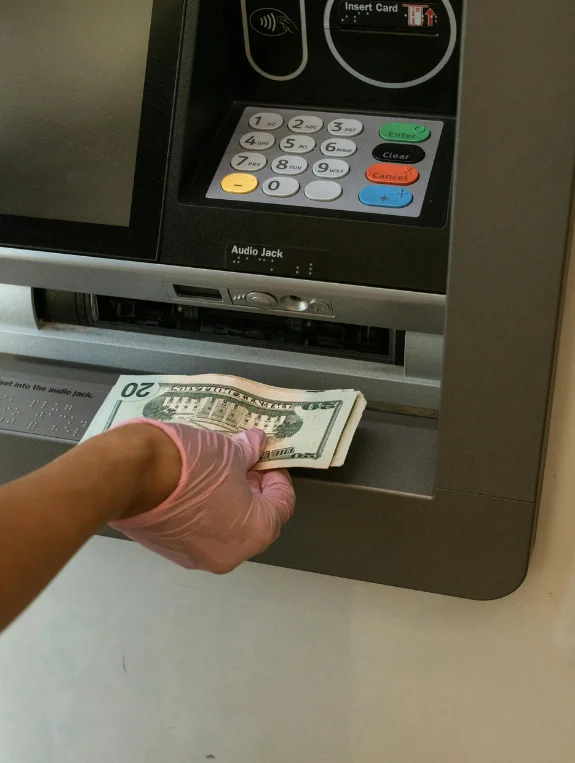 Choose Between a Beautiful Home and Getting Your Deposit Back