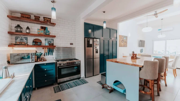 Entryway Mistakes Making Your Apartment Feel Unwelcoming (1)