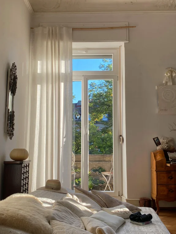 The College Bedroom Layout Mistakes and Smart Fixes