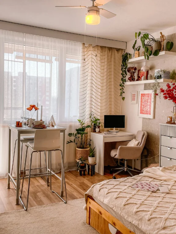 The Specific Color Combinations That Work Within This Palette