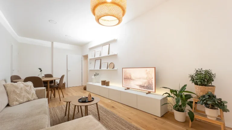 Warm Minimalist Apartment Living Room Ideas That Feel Clean Calm and Genuinely Cozy