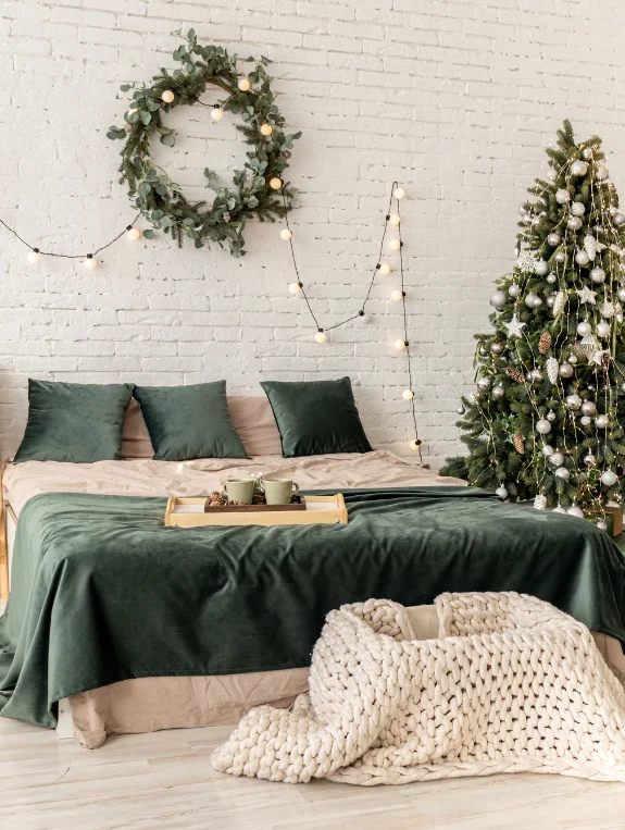 The Christmas Bedroom That Feels Like a Holiday Retreat