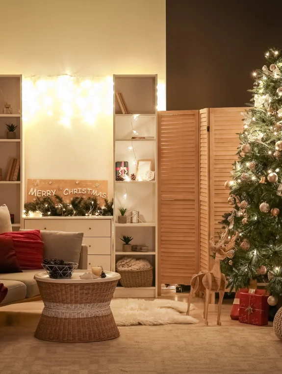The Christmas Tree That Works in Every Apartment Size