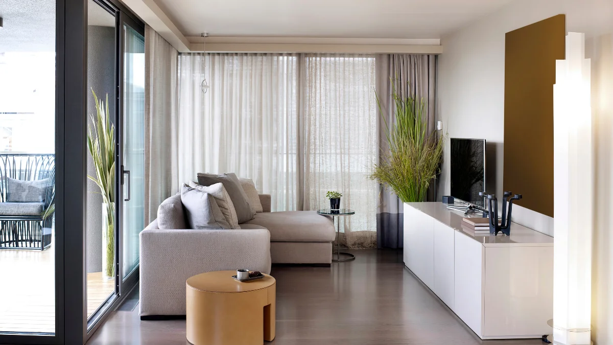 Quiet Luxury Apartment Aesthetic — How to Make a Small Space Feel Effortlessly Expensive