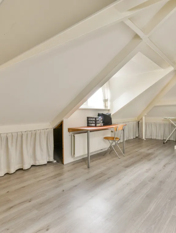 The IKEA System That Makes Attic Vertical Storage Look Designed