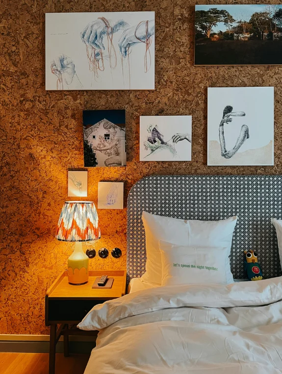 The Wall Decor That Makes the Dreamy Bedroom Personal