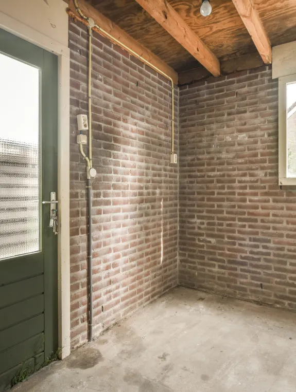 Where to Find Affordable Attic Vertical Storage Systems